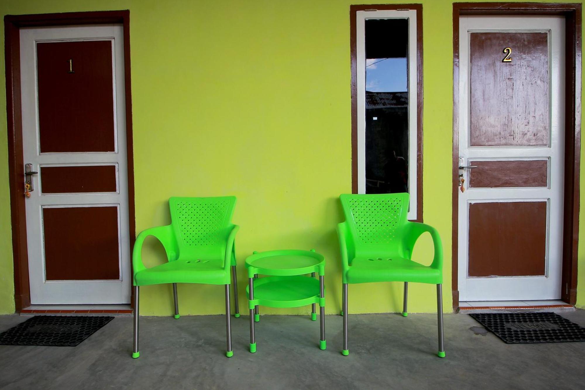 Oyo 2585 Sherren Guest House Lubuklinggau المظهر الخارجي الصورة